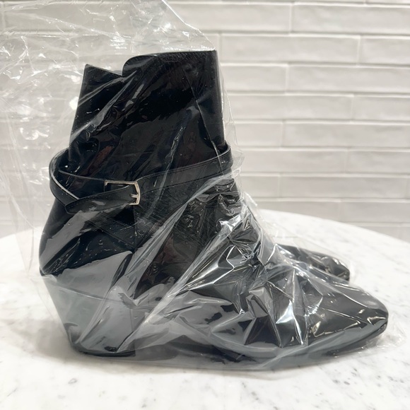 Saint Laurent Leather Ankle Boots - Picture 8 of 8